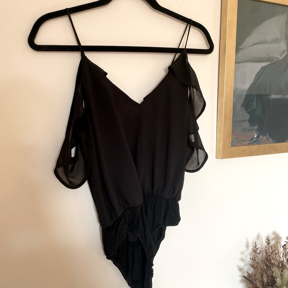 4SIENNA black ruffle bodysuit